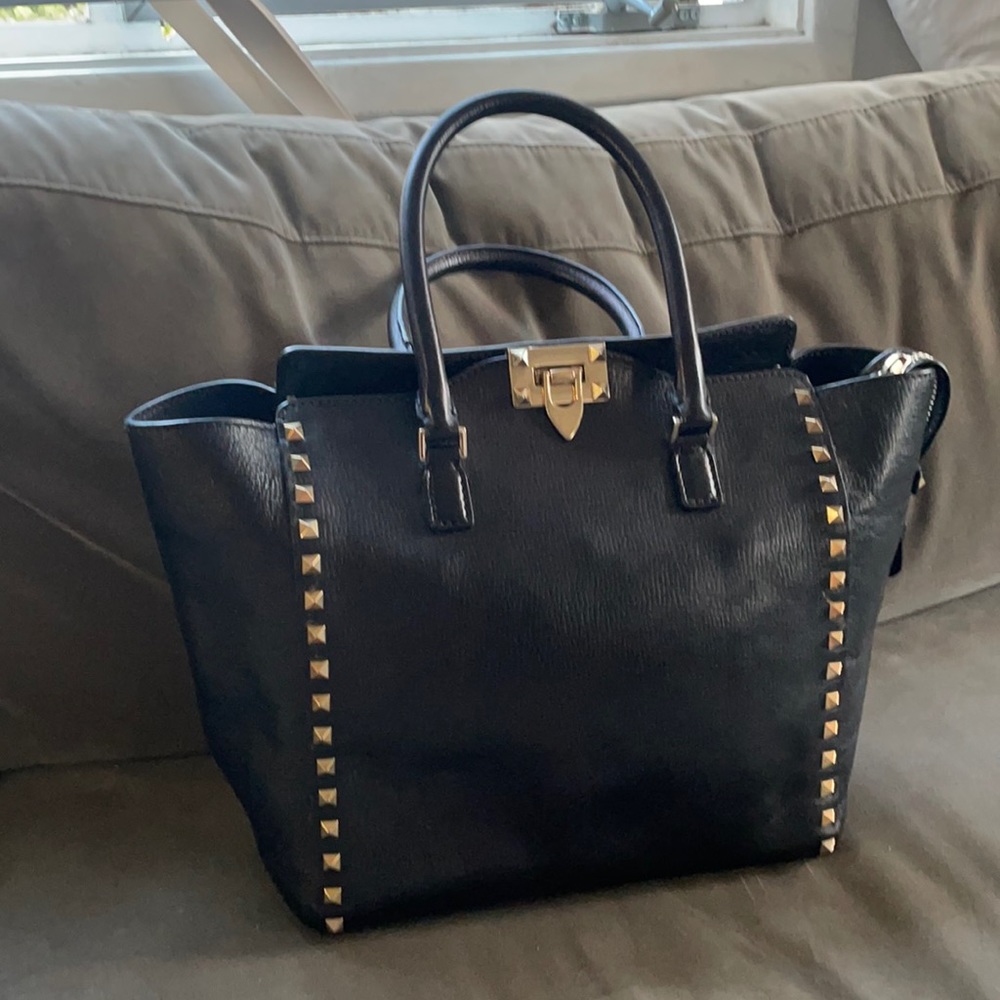 SOLD authentic Valentino handbag leather authentic